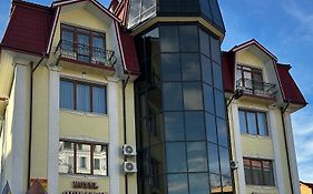 Готель Сенатор